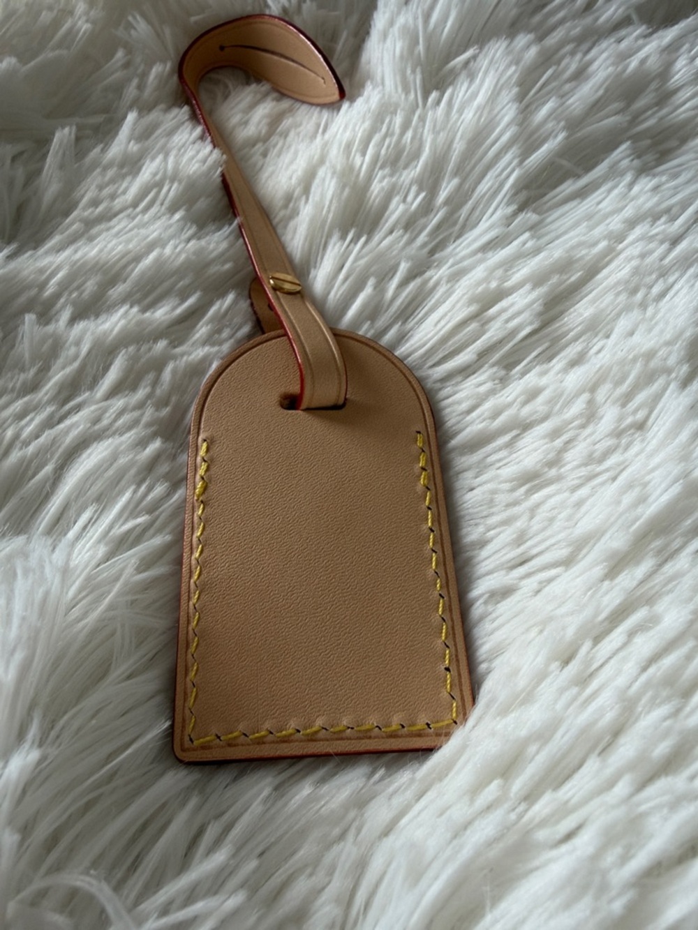 Louis Vuitton Tan Leather Luggage Tag with Red Edge - Picture 4 of 10